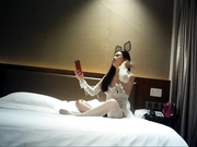 探探APP上认识一个月颜值很不错的97年肤白貌美气质美女,情趣白丝各种动作不停狂干,美女表情既享受又痛苦!