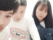 逍遥龙哥团队新春福利矮个子兵哥浴室床上轮战两个零零后小妹精彩内射