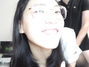 P站网红留学生『刘玥』最新自拍 骚气诱惑打游戏的男朋友 口硬了坐上去自己动表情很淫荡