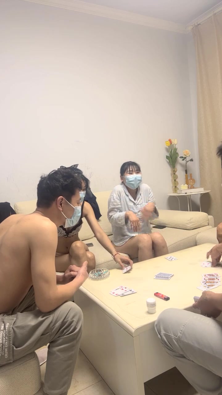 会所女技师培训两男两女4P相互抽插操逼