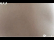 白天学校讲堂课桌上扒下女友裤子激情做爱国语对白[天b20140917]