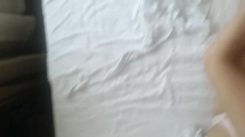 露脸看看俺媳妇漂亮不