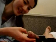 极品妹妹先帮我打飞机在手淫