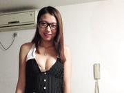 极品御姐第二弹，黑丝制服诱惑露脸，自己摸奶子骚逼1080P高清无水印图50+视频1V